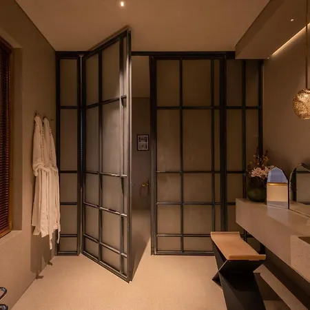 Hotell The 5*
