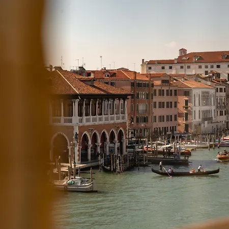 The Ξενοδοχείο