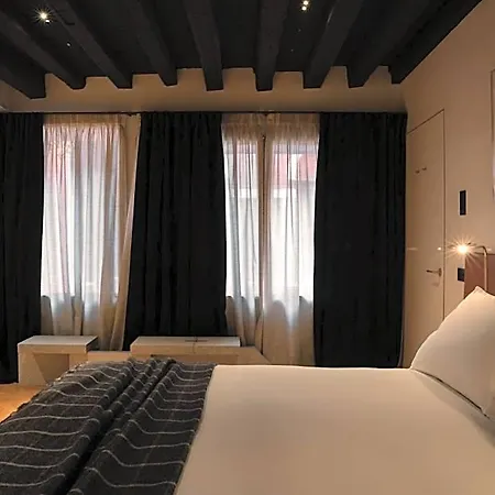 The 5* Wenecja