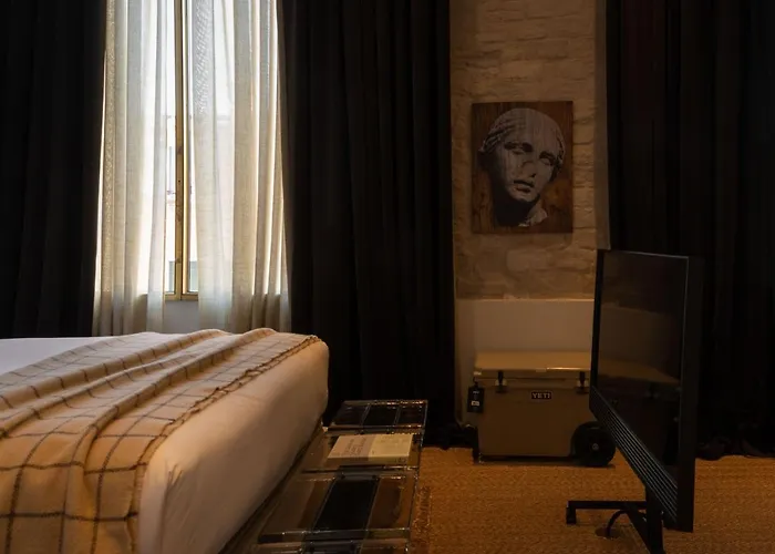 The Hotel 5*