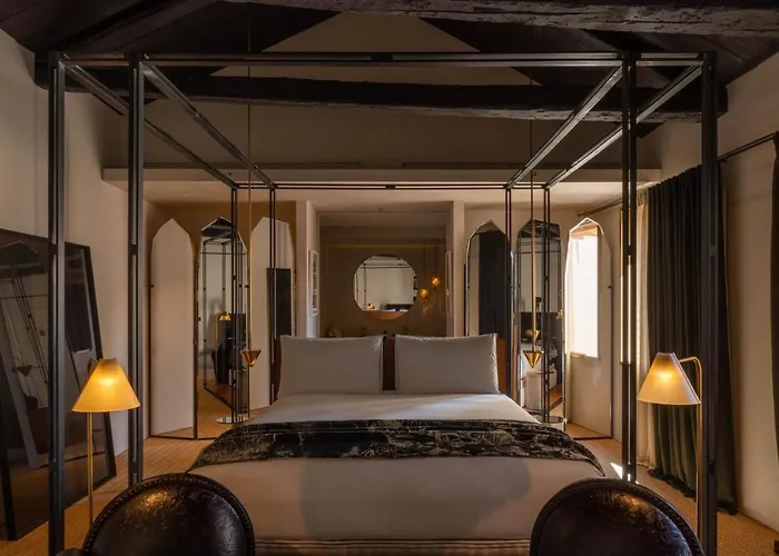 Hotel The 5*