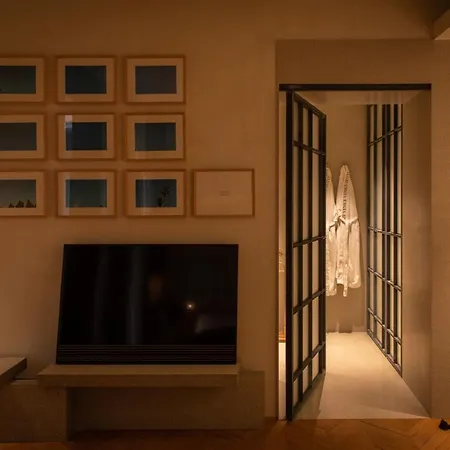 Hotel The