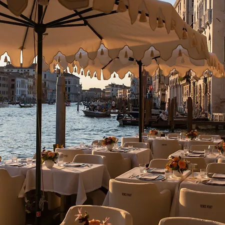 The Hotel 5*